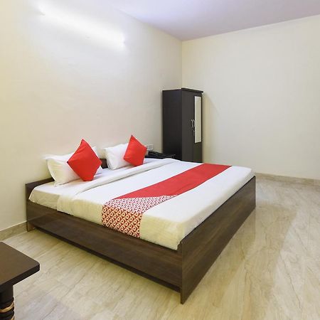 Hotel O Club Residency New Delhi Extérieur photo