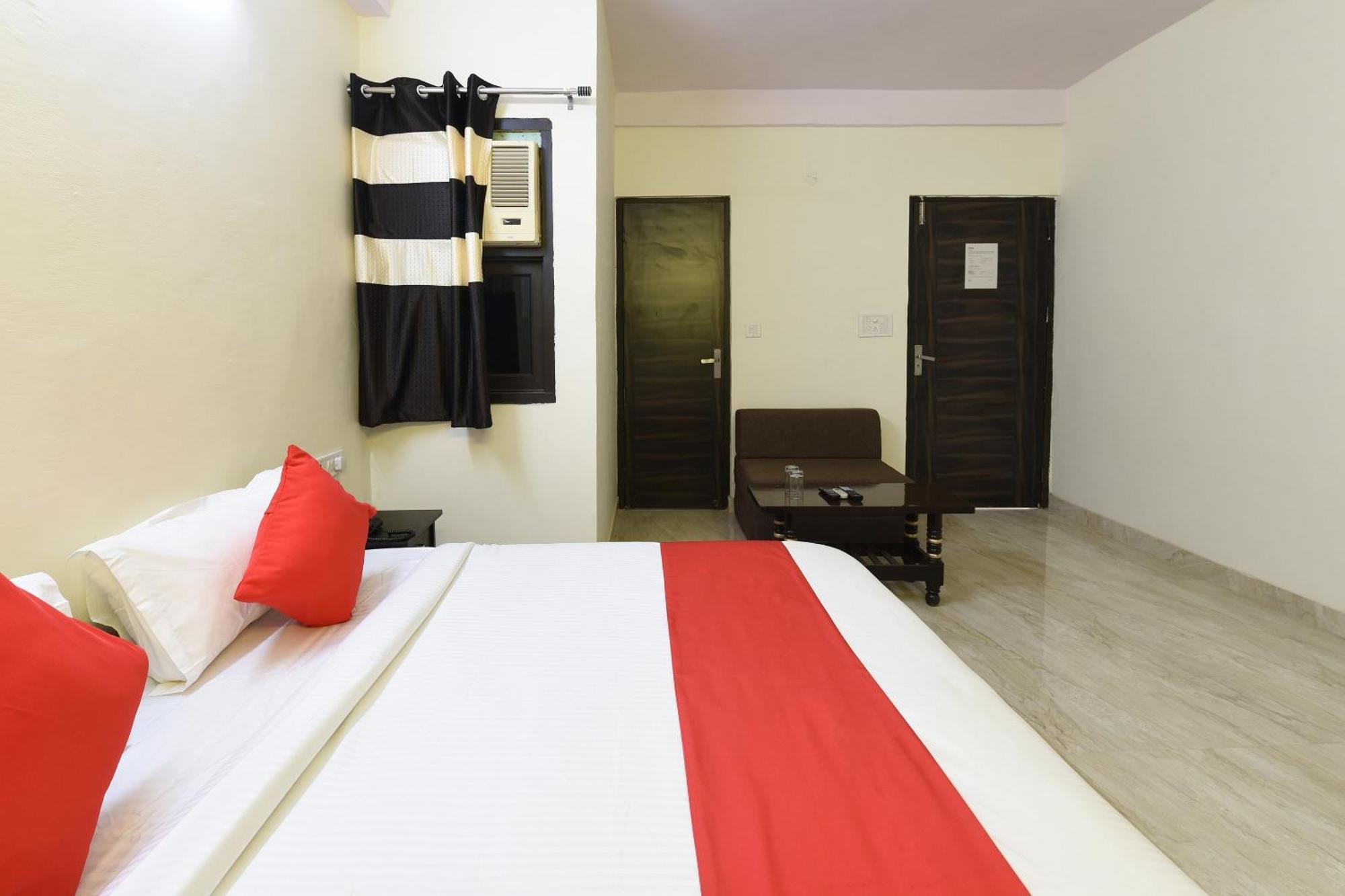 Hotel O Club Residency New Delhi Extérieur photo